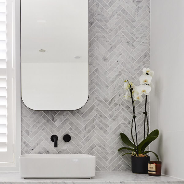 Horizontal Mirror with Black Border
