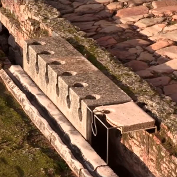 Roman Toilet